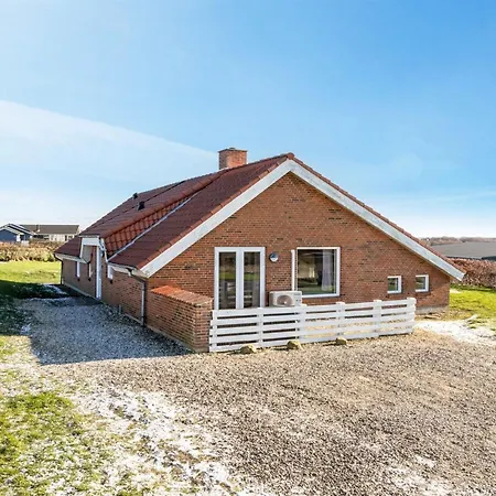 Semesterbostad Nikolce - 300m To The Fjord By Interhome
